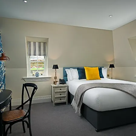 Monks Guest house *